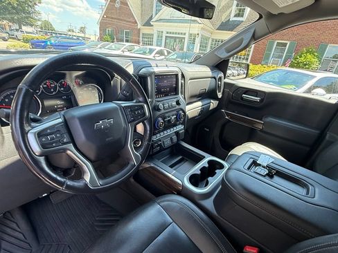 Used 2020 Chevrolet Silverado 1500 RST AWD/4WD image 15