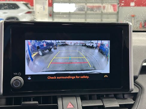 Certified 2024 Toyota RAV4 SE w/ Convenience Package image 20