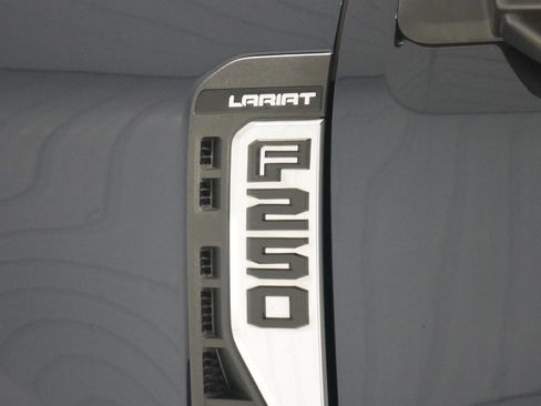 Certified 2024 Ford F250 Lariat w/ Lariat Ultimate Package image 26