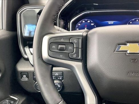 Used 2025 Chevrolet Silverado 1500 LT image 20