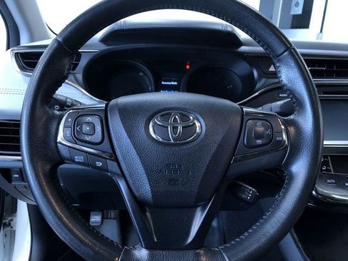 Used 2015 Toyota Avalon XLE Touring FWD image 21