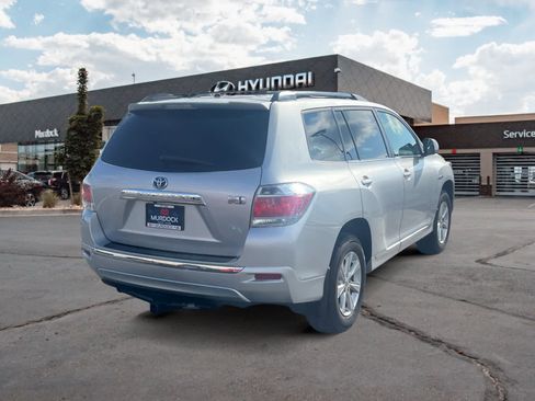 Used 2012 Toyota Highlander 4WD Hybrid w/ Leather Pkg image 5
