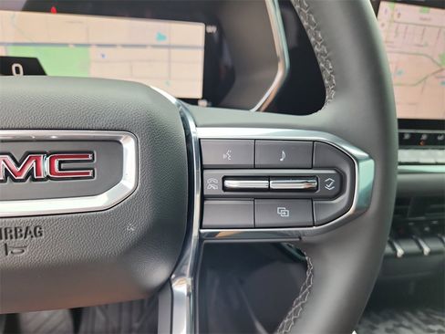 New 2025 GMC Canyon Elevation w/ Convenience Package image 18