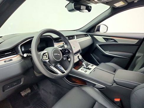 New 2026 Jaguar F-PACE R-Dynamic S image 20