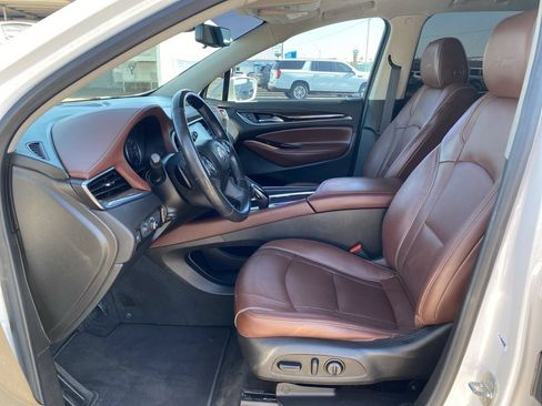 Used 2019 Buick Enclave Avenir w/ Avenir Technology Package FWD image 35