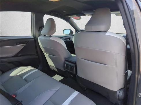 Used 2025 Toyota Camry SE w/ Convenience Package FWD image 20