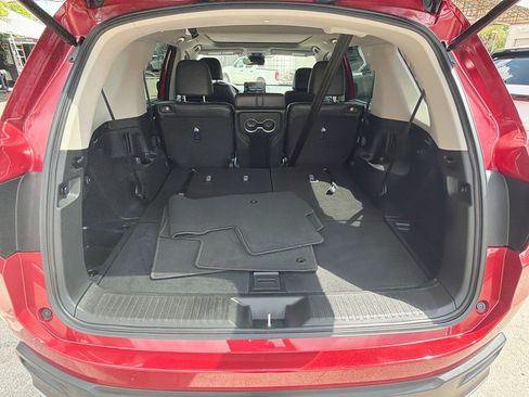 Certified 2023 Honda Pilot Touring image 27