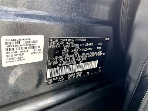 Used 2022 Toyota RAV4 SE w/ SE Grade Weather Package image 35