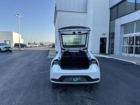 Used 2024 Toyota Prius Prime FWD image 15