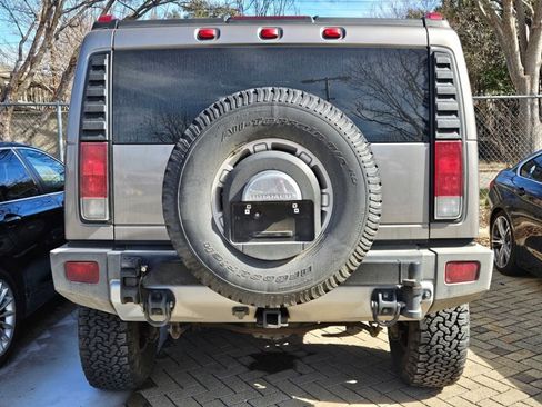 Used 2008 HUMMER H2 SUV image 10