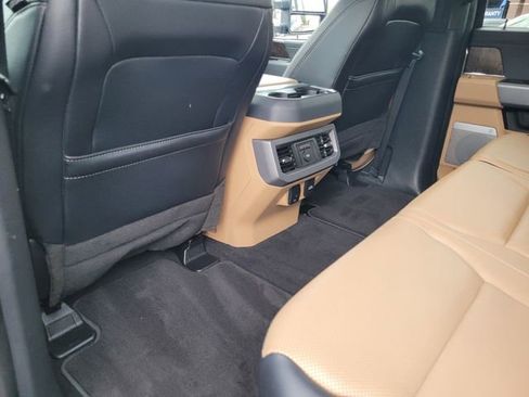 Certified 2023 Ford F250 Lariat w/ Lariat Ultimate Package image 12