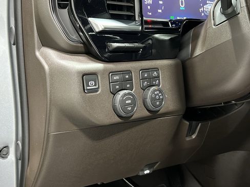 New 2026 Chevrolet Silverado 2500 LTZ w/ LTZ Premium Package image 16