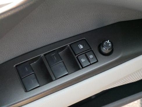 Certified 2023 Toyota Camry LE FWD image 19
