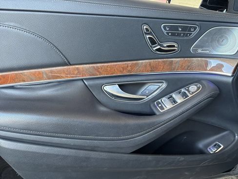 Used 2014 Mercedes-Benz S 550 Sedan image 7
