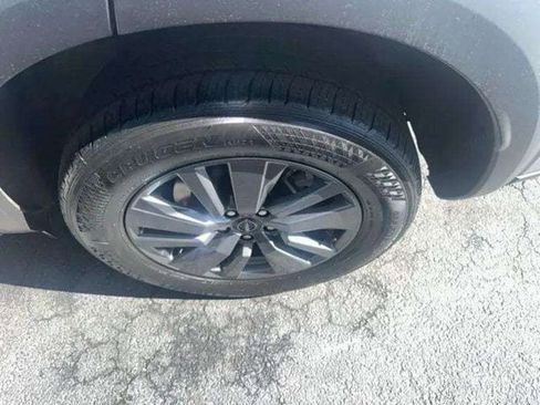 Used 2025 Nissan Pathfinder SV AWD/4WD image 21