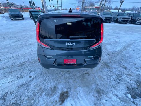 Certified 2024 Kia Soul EX image 25