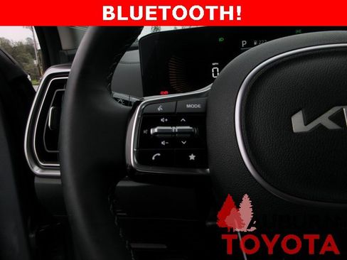 Used 2025 Kia Sorento S w/ Panoramic Sunroof Package image 15