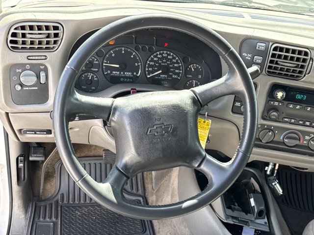 Used 2004 Chevrolet Blazer LS w/ Preferred Equipment Group AWD/4WD image 17
