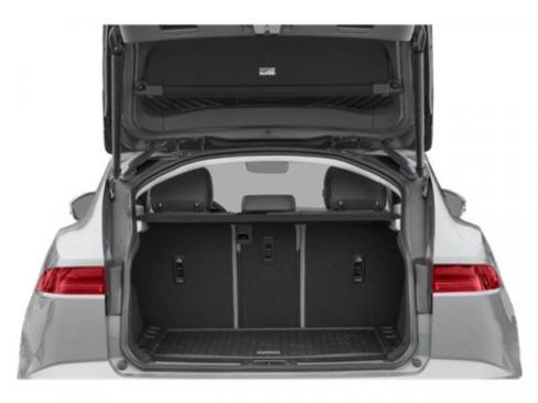 Used 2022 Jaguar E-PACE SE image 11