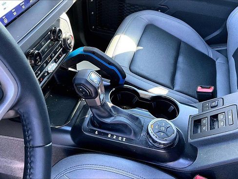 Used 2024 Ford Bronco Black Diamond image 14