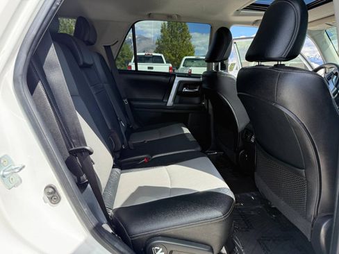 Used 2015 Toyota 4Runner SR5 Premium AWD/4WD image 23