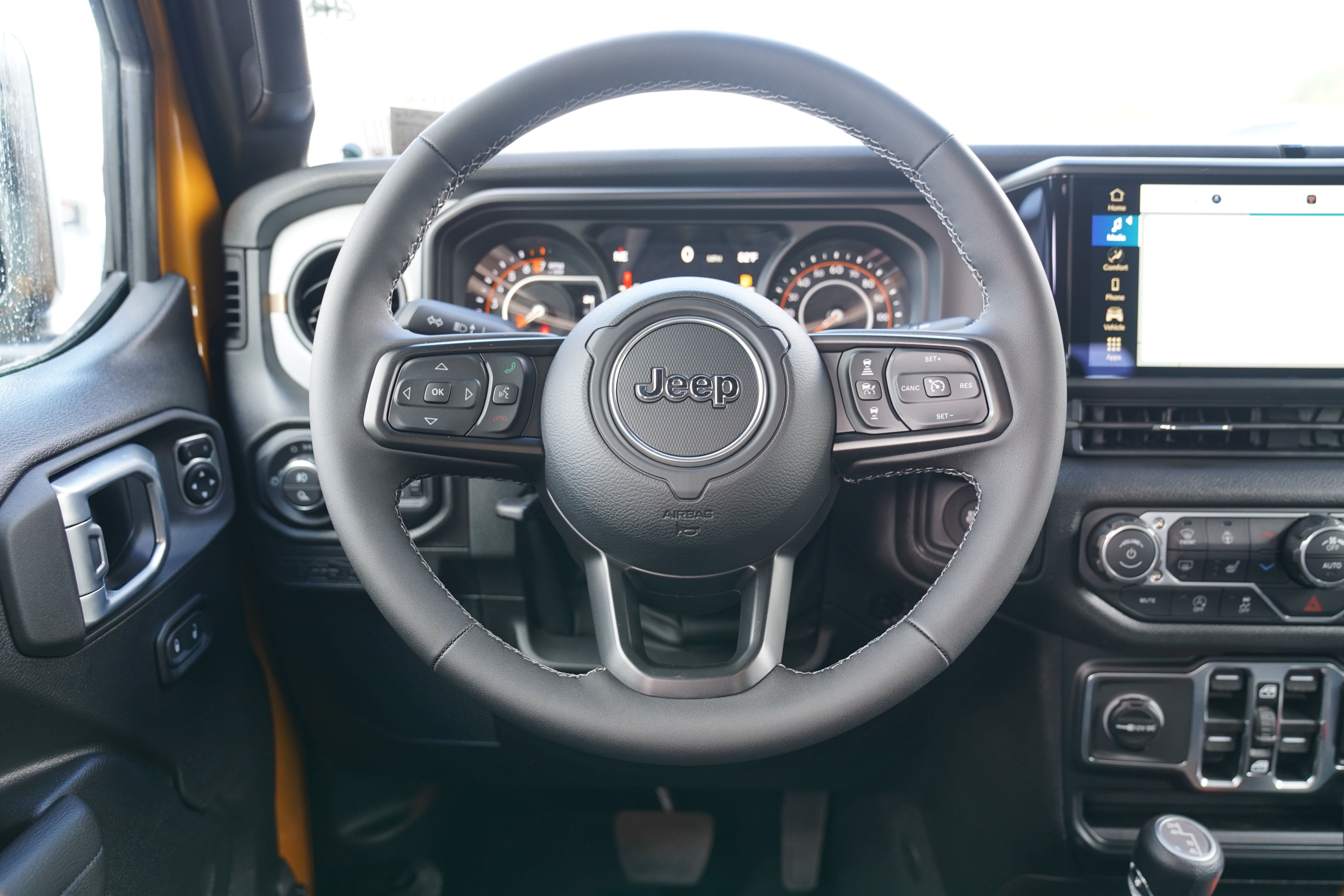 New 2026 Jeep Gladiator Sport AWD/4WD image 17
