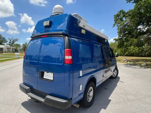 Used 2013 Chevrolet Express 3500 Extended w/ Power Package RWD image 34
