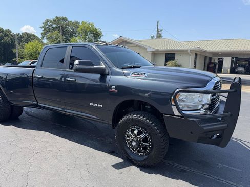 Used 2019 RAM 3500 Big Horn AWD/4WD image 3