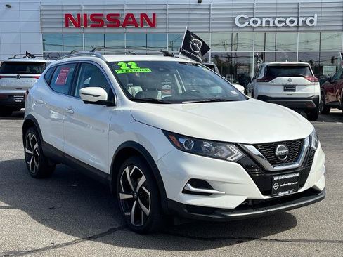 Certified 2022 Nissan Rogue Sport SL AWD/4WD image 1