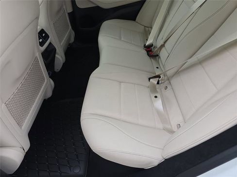 New 2026 Mercedes-Benz GLE 450 4MATIC image 16