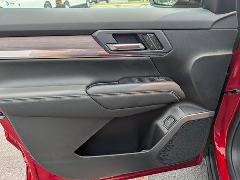 New 2027 GMC Terrain Denali w/ LPO, Floor Liner Package AWD/4WD image 21