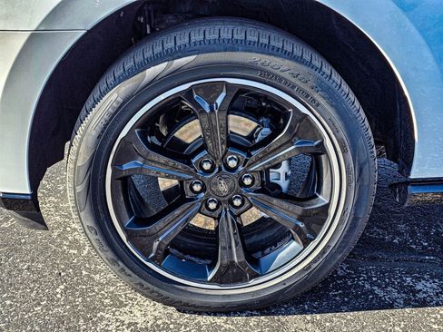 Used 2023 Ford Expedition Limited image 8