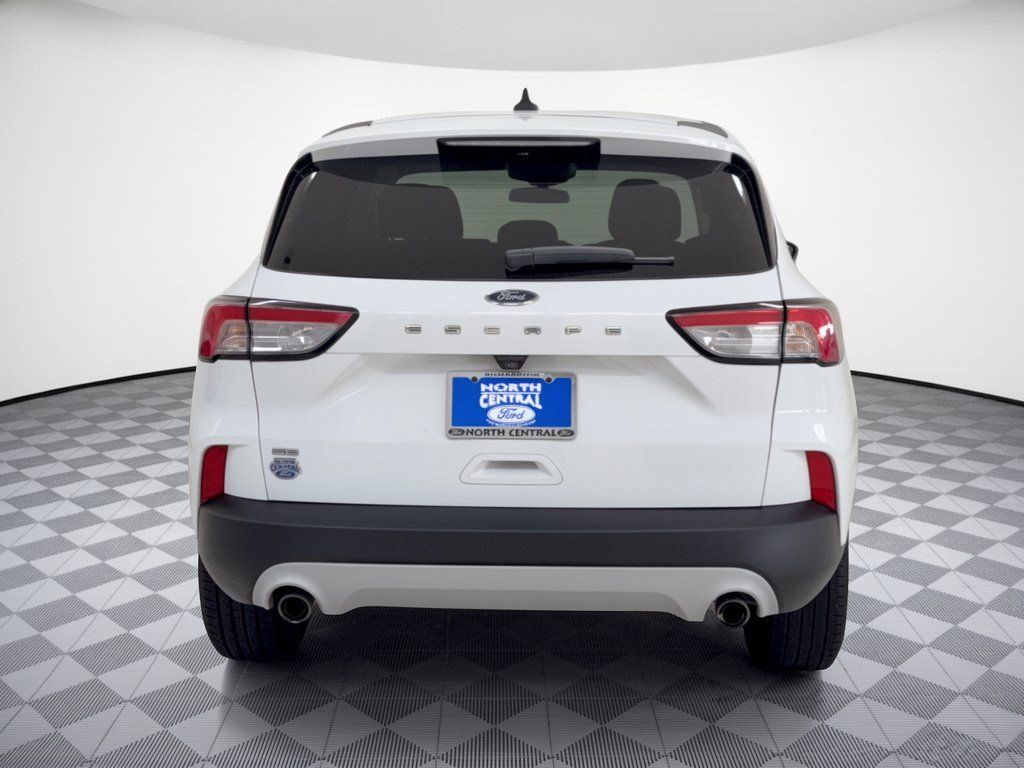Used 2022 Ford Escape SE FWD image 8
