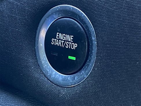 Used 2022 Chevrolet Malibu LT image 27