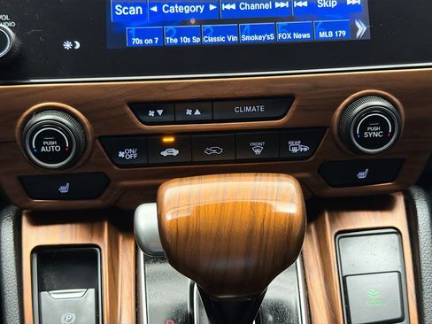 Used 2017 Honda CR-V EX image 10