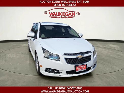 Used 2011 Chevrolet Cruze LTZ w/ RS Package FWD image 3