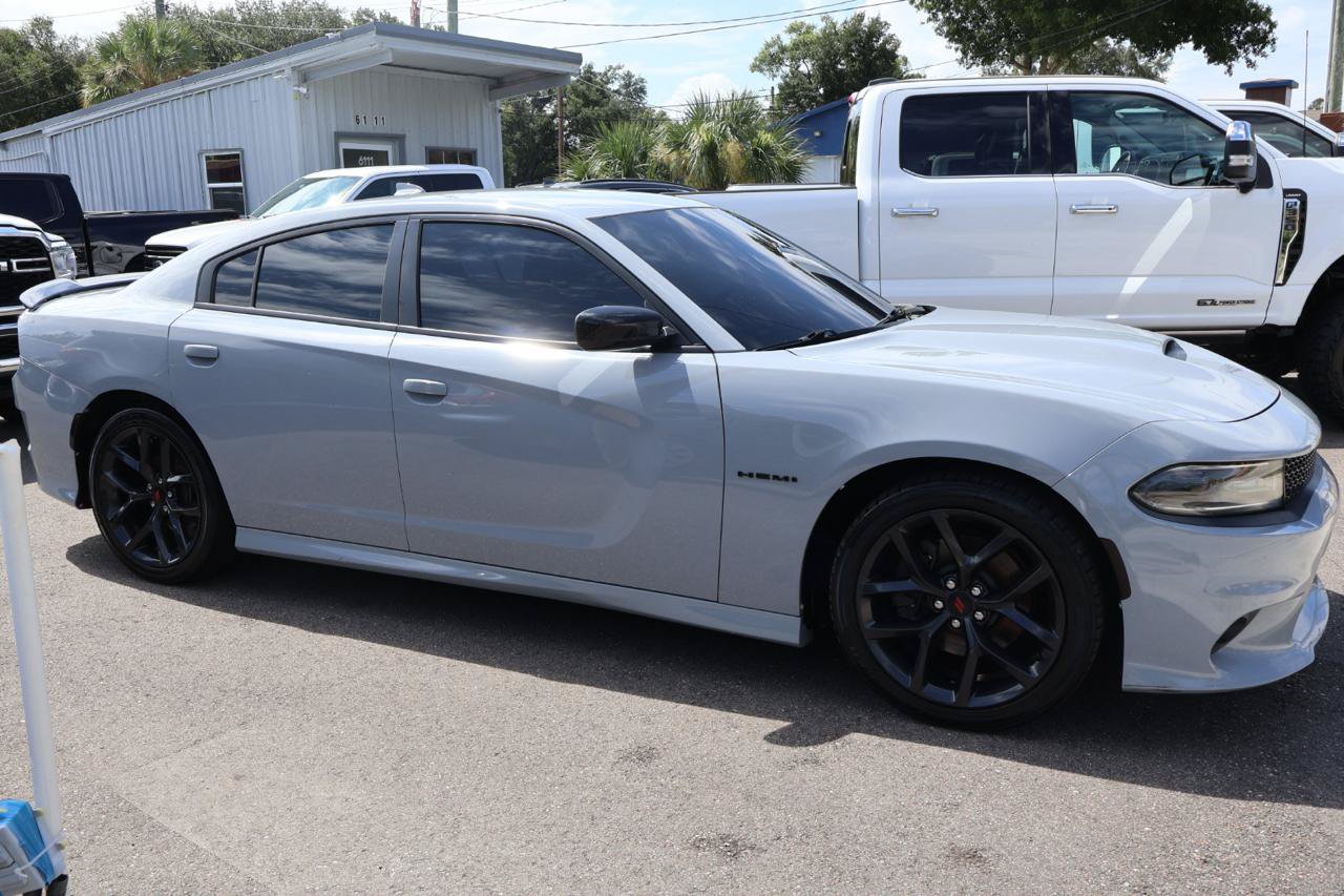 Used 2020 Dodge Charger R/T w/ Navigation & Travel Group RWD image 4