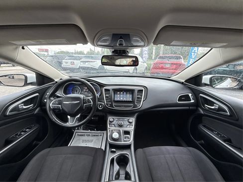 Used 2015 Chrysler 200 Limited w/ Convenience Group FWD image 28