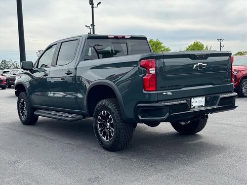New 2026 Chevrolet Silverado 1500 ZR2 w/ LPO, Dark Essentials Package AWD/4WD image 5