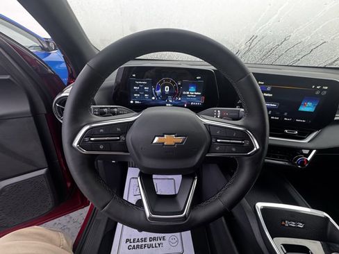 Used 2026 Chevrolet Equinox LT w/ Convenience Package II image 15