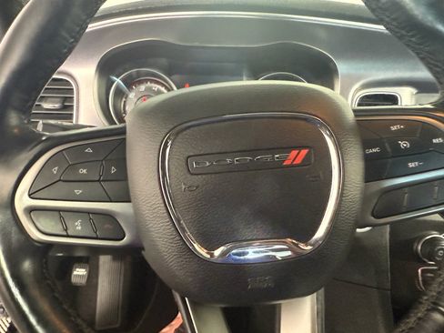Used 2021 Dodge Charger SXT w/ Leather Interior Group image 26