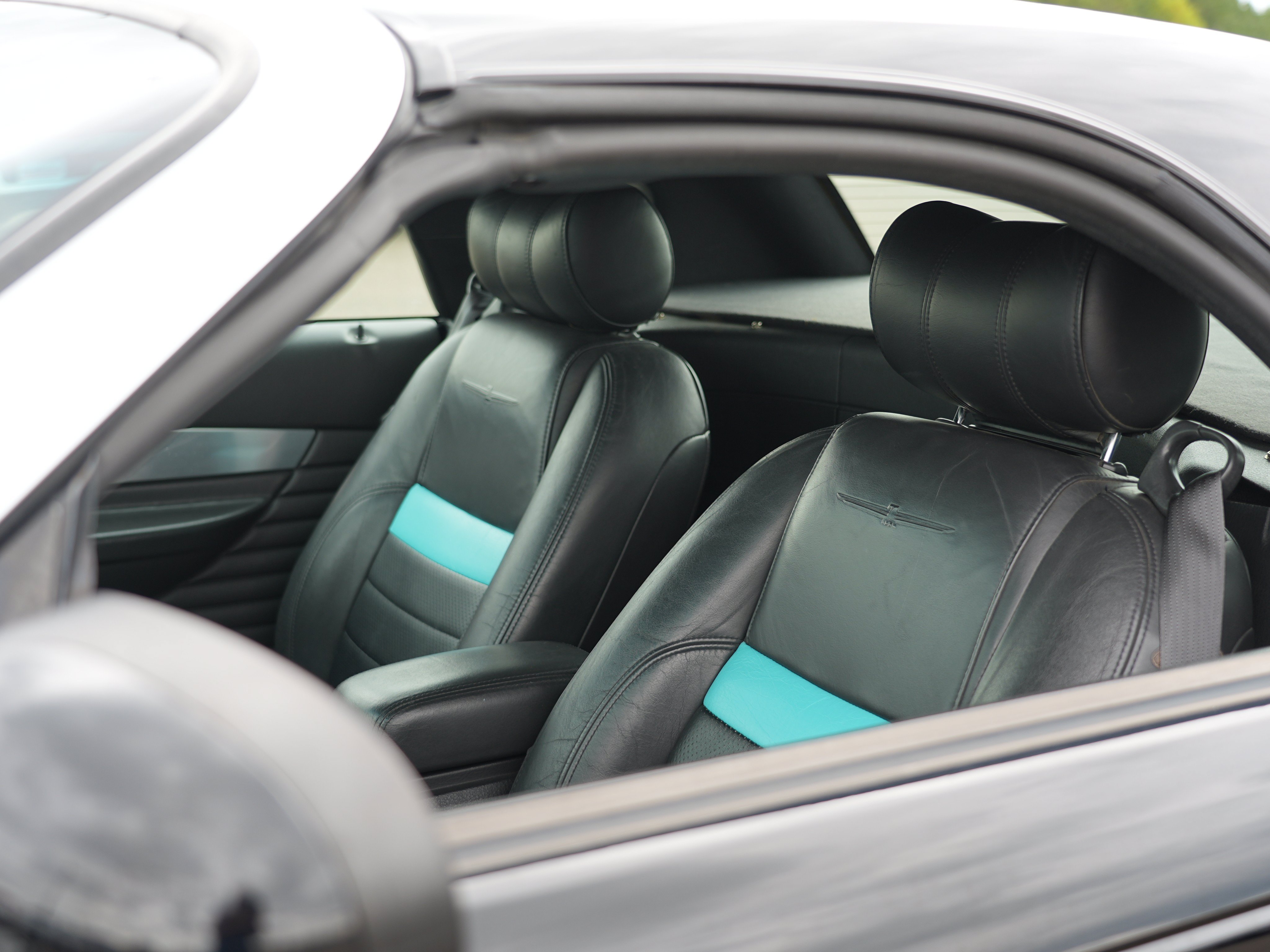 Used 2002 Ford Thunderbird RWD image 13