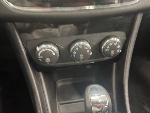 Used 2012 Chrysler 200 Touring w/ Cold Weather Group image 14