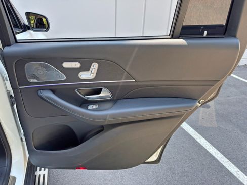 Used 2023 Mercedes-Benz GLS 580 4MATIC image 53
