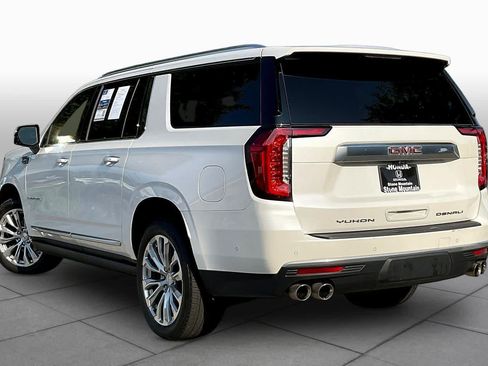 Used 2024 GMC Yukon XL Denali w/ Denali Reserve Package AWD/4WD image 12