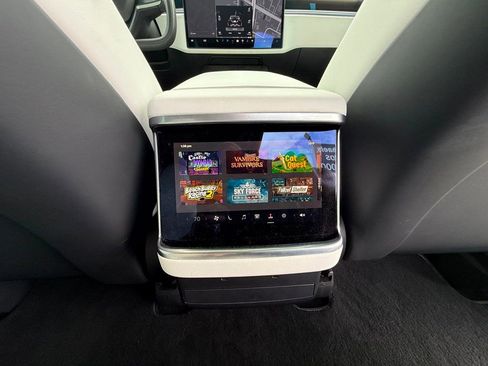 Used 2022 Tesla Model X Plaid AWD/4WD image 33
