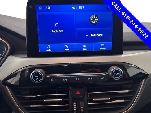 Used 2022 Ford Escape SE w/ Cold Weather Package image 8