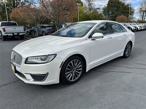 Used 2019 Lincoln MKZ Reserve image 9