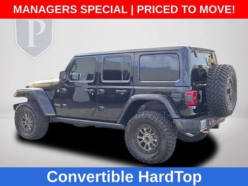 Used 2022 Jeep Wrangler Unlimited Rubicon w/ Trailer Tow Package AWD/4WD image 10