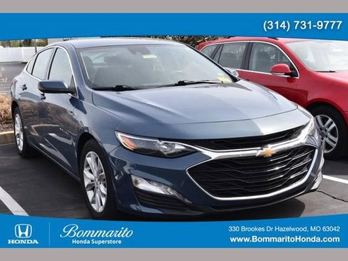 Used 2024 Chevrolet Malibu LT FWD image 1